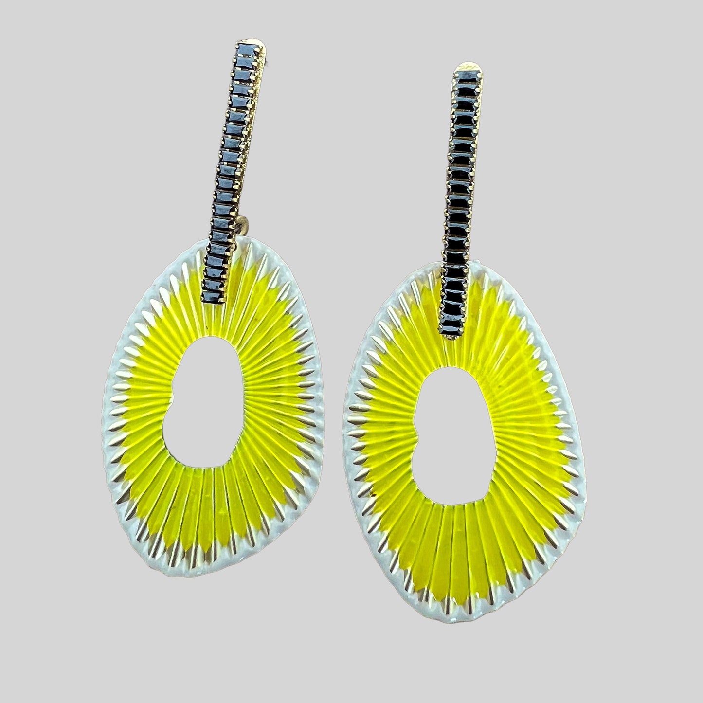 Pendientes Spectra